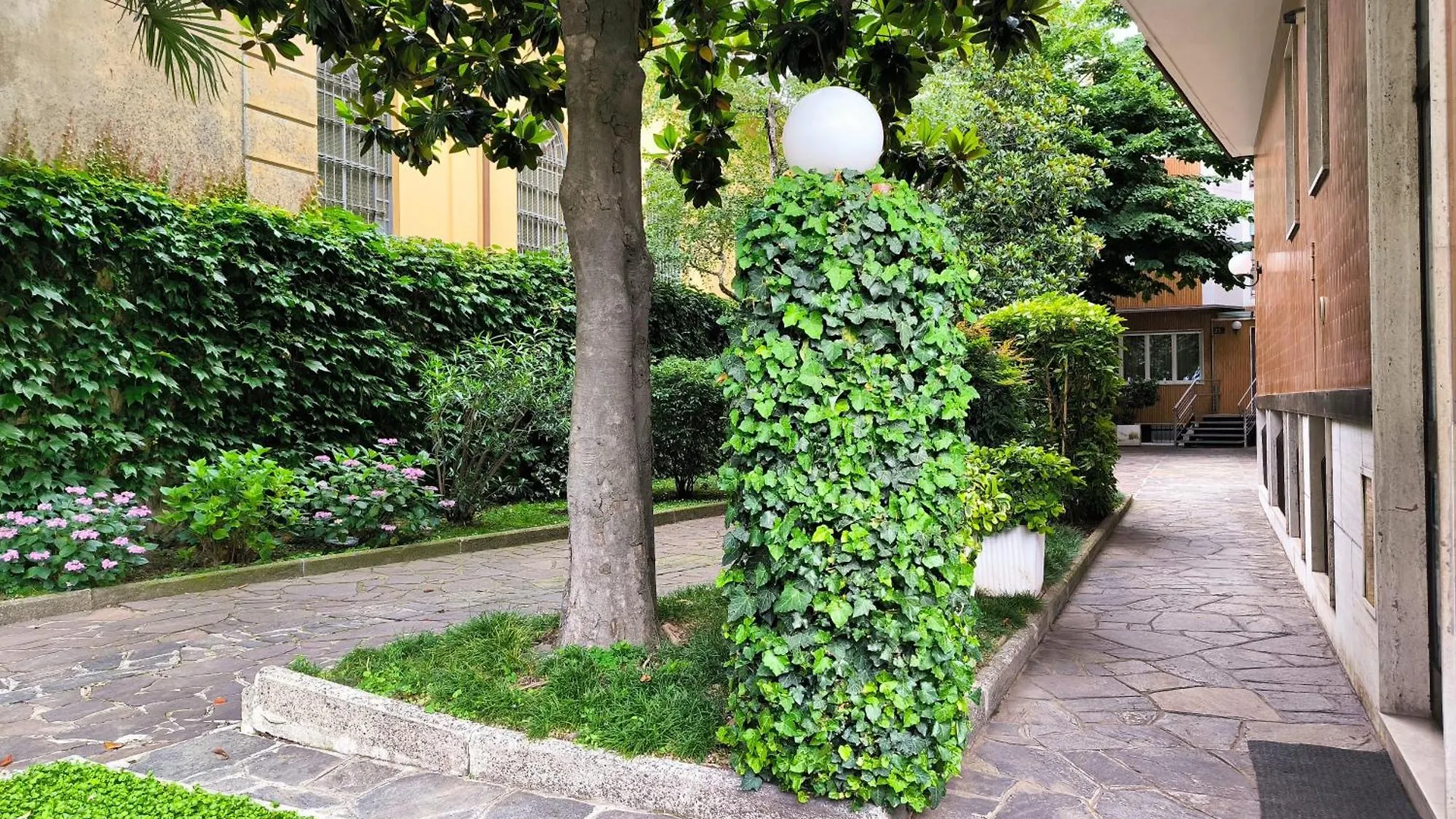 Joivy Lovely Flat Near Corso Buenos Aires Милан Италия
